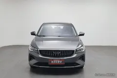2022 Geely Emgrand 4th Gen 1.5L CVT Premium — фото 3