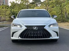 2022 Lexus ES 200 Excellence, белый — фото 2