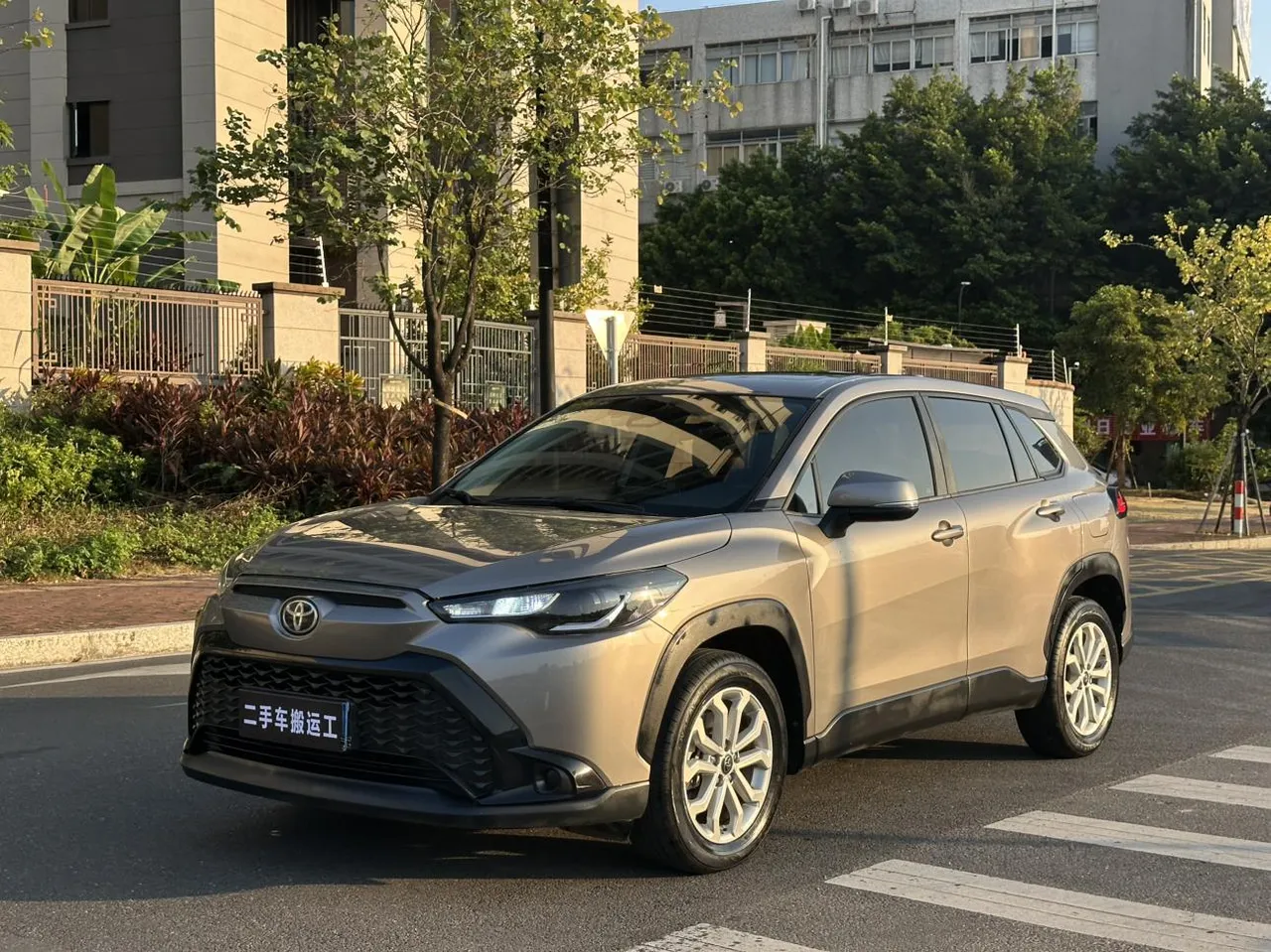 2023 Toyota Frontlander 2.0L CVT Leading