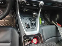 2021 Toyota RAV4 2.0L CVT 2WD Fashion Plus, чёрный — фото 9