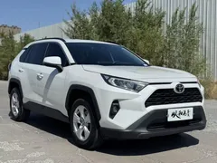 2023 Toyota RAV4 2.0L CVT 2WD, белый — фото 3