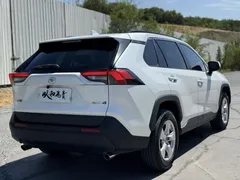2023 Toyota RAV4 2.0L CVT 2WD, белый — фото 7