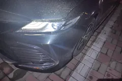 2023 Toyota Camry 2.5G Luxury, чёрный — фото 2