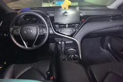 2023 Toyota Camry 2.5G Luxury, чёрный — фото 14