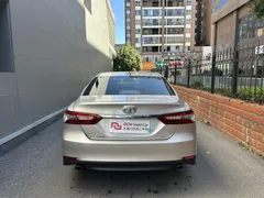 2022 Toyota Camry 2.0G Luxury — фото 10