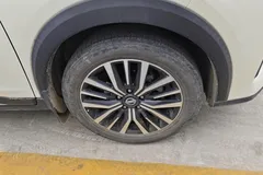 2022 Nissan Kicks 1.5L XV CVT Luxury, белый — фото 5