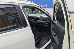 2022 Nissan Kicks 1.5L XV CVT Luxury, белый — фото 6