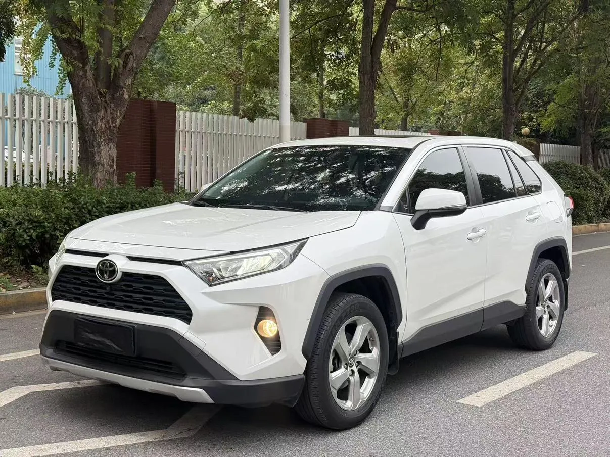 2022 Toyota RAV4 2.0L CVT 2WD Fashion