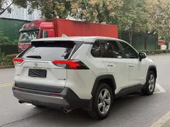 2022 Toyota RAV4 2.0L CVT 2WD Fashion, белый — фото 6