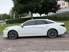 2023 Toyota Avalon 2.0L CVT, белый — фото 3