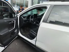 2022 Toyota RAV4 2.0L CVT 2WD Fashion Plus, белый — фото 6