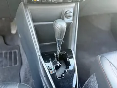 2022 Toyota Yaris L Zhixuan 1.5L CVT Luxury Plus, красный — фото 10