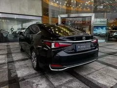 2022 Lexus ES 200 Excellence, чёрный — фото 6