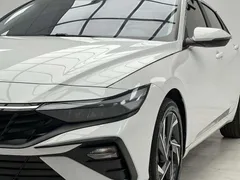 2023 Hyundai Elantra 1.5L CVT GLX Elite, белый — фото 4