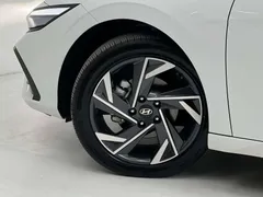 2023 Hyundai Elantra 1.5L CVT GLX Elite, белый — фото 13