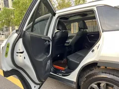 2023 Toyota RAV4 2.0L CVT 2WD Fashion, белый — фото 4