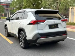 2023 Toyota RAV4 2.0L CVT 2WD Fashion, белый — фото 8