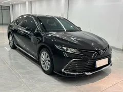 2023 Toyota Camry 2.0G Luxury, чёрный — фото 3