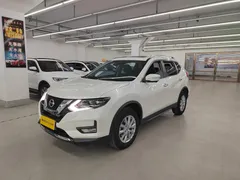 2022 Nissan X-Trail 2.0L 2WD Premium, белый — фото 1