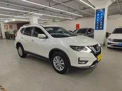 2022 Nissan X-Trail 2.0L 2WD Premium, белый — фото 2