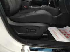 2022 Nissan X-Trail 2.0L 2WD Premium, белый — фото 12