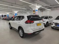 2022 Nissan X-Trail 2.0L 2WD Premium, белый — фото 15