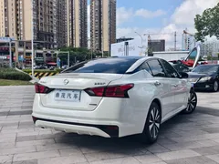 2021 Nissan Teana 2.0L XL Comfort, белый — фото 7
