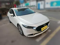 2023 Mazda Mazda3 2.0L AT, белый — фото 3