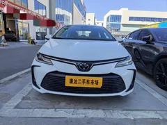 2022 Toyota Corolla 1.5L CVT Pioneer, белый — фото 2