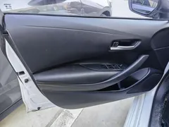 2022 Toyota Corolla 1.5L CVT Pioneer, белый — фото 3