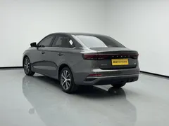 2023 Geely Emgrand 4th Gen 1.5L CVT Premium Champion — фото 3