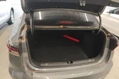 2023 Geely Emgrand 1.5L CVT Luxury Champion 4th Gen — фото 11