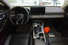 2023 Geely Emgrand 1.5L CVT Luxury Champion 4th Gen — фото 14