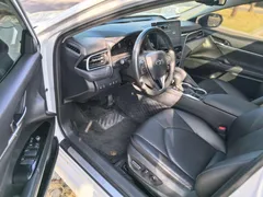 2021 Toyota Camry 2.5G Luxury, белый — фото 14