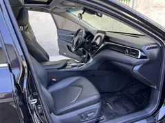 2023 Toyota Camry 2.0G Luxury, чёрный — фото 12
