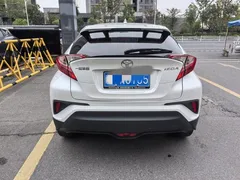 2021 Toyota IZOA 2.0L Yixing Edition, белый — фото 12