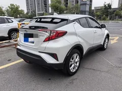 2021 Toyota IZOA 2.0L Yixing Edition, белый — фото 13