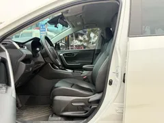 2023 Toyota RAV4 2.0L CVT 2WD, белый — фото 9
