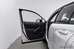 2023 Toyota Frontlander 2.0L CVT Elite, белый — фото 11