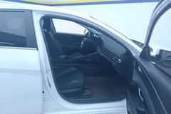 2022 Hyundai Elantra 1.5L CVT GLX Elite, белый — фото 6