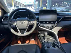 2021 Toyota Camry 2.0G Luxury, белый — фото 5