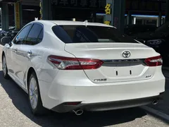 2021 Toyota Camry 2.0G Luxury, белый — фото 12