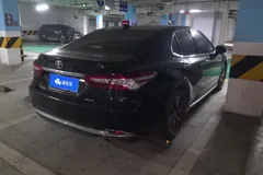 2023 Toyota Camry 2.5G Luxury, чёрный — фото 9