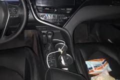 2023 Toyota Camry 2.5G Luxury, чёрный — фото 15