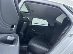 2023 Hyundai Elantra 1.5L CVT LUX Premium, белый — фото 9