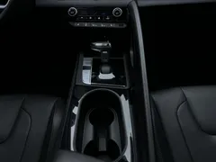 2023 Hyundai Elantra 1.5L CVT LUX Premium, белый — фото 15