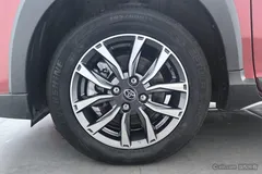 2022 Toyota Yaris L Zhixuan X 1.5L CVT Luxury Plus, красный — фото 6