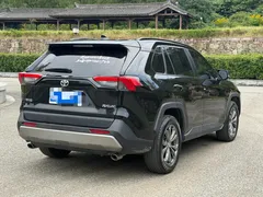 2023 Toyota RAV4 2.0L CVT 2WD Fashion Plus, чёрный — фото 4