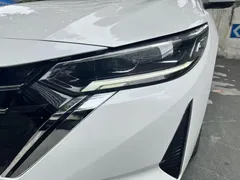 2023 Nissan Sylphy 1.6L CVT Enjoy, белый — фото 3