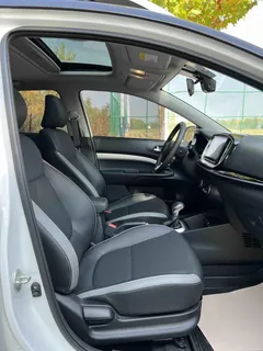 2021 Kia Yipao 1.4L CVT Sunroof, белый — фото 8